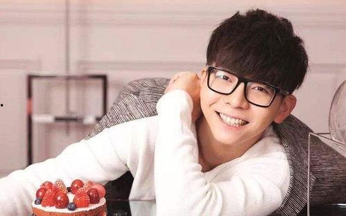 爱豆吃瓜娱乐酱陈立农,从爱豆到吃瓜达人,揭秘他的娱乐人生 第2张 爱豆吃瓜娱乐酱陈立农,从爱豆到吃瓜达人,揭秘他的娱乐人生 第2张